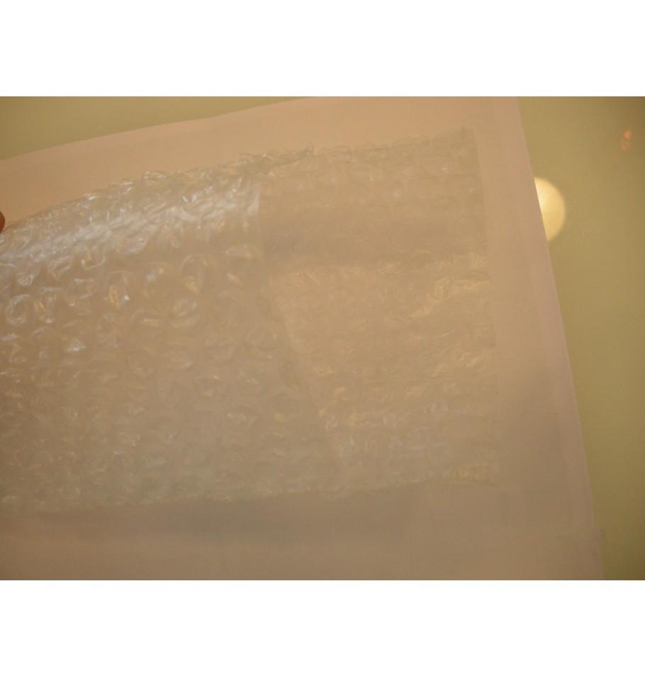 Bubble envelope with flap