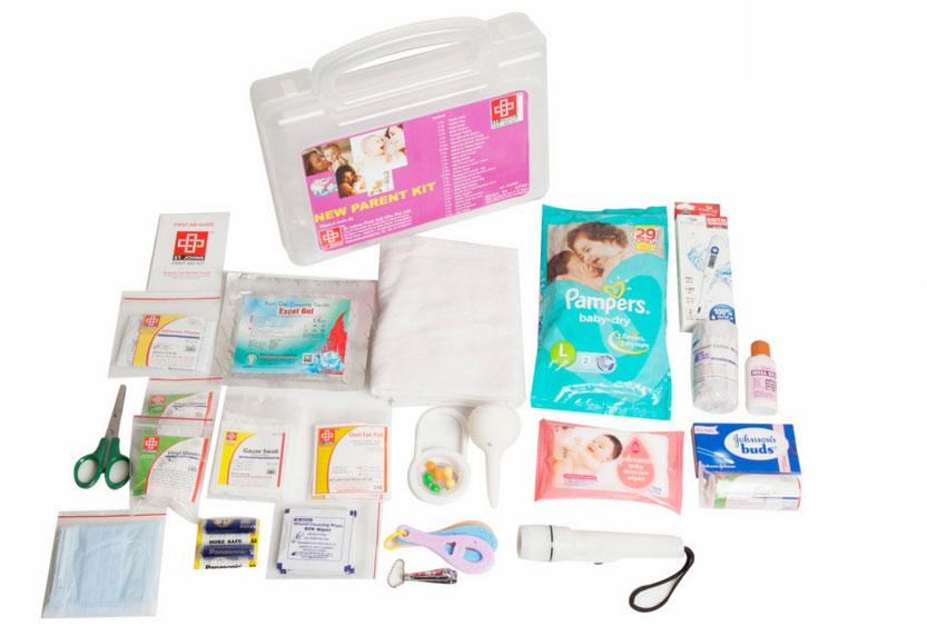 First Aid New Parent Kit- Plastic Box Medium Handy- Transparent- 43 componenets- Suitable for Parentz