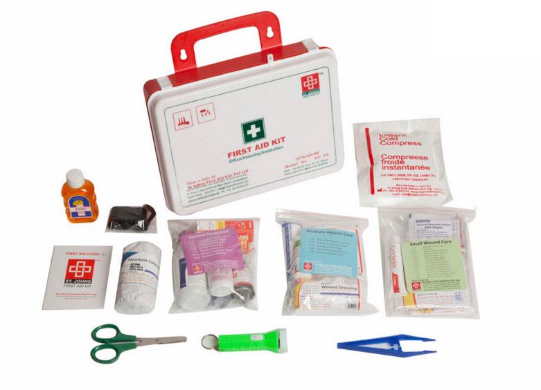 First Aid Workplace Kit Medium - Plastic Box Wall Mounted - 77 Components