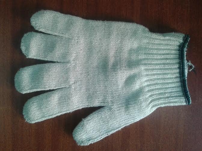 Knitted cotton handgloves